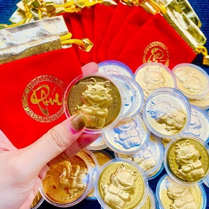 Combo 5 Đồng Xu Con Rồng Vàng Lưu Niệm May Mắn Giáp Thìn 2024 Có Túi Lộc và Túi Phúc