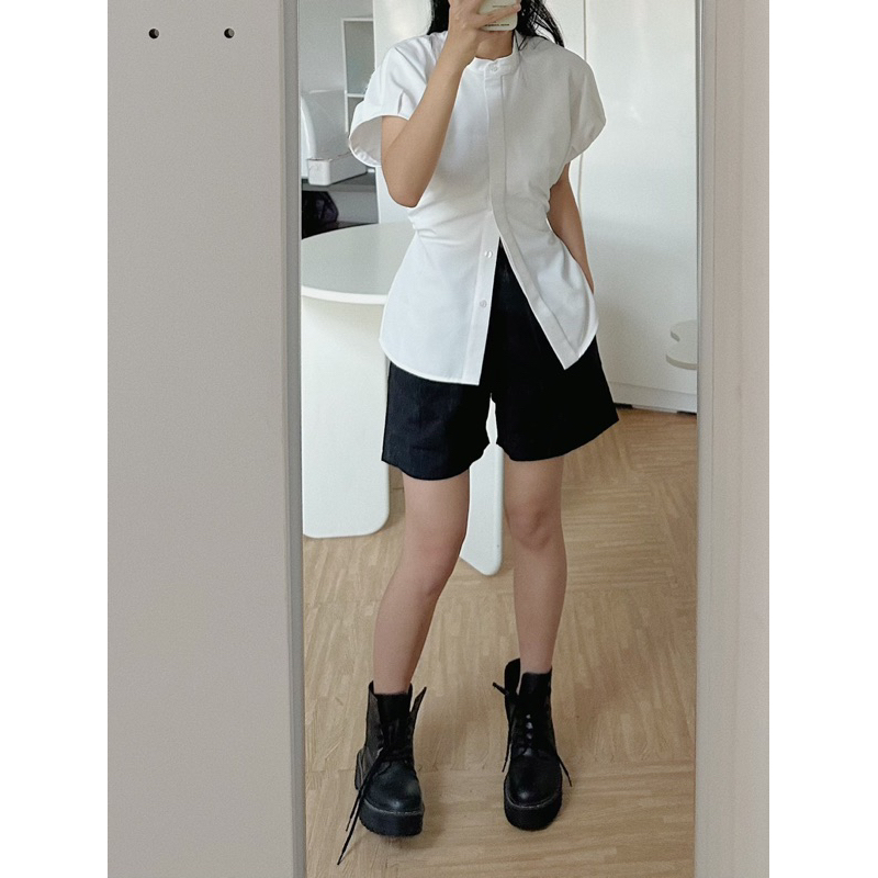 Sơ mi tay phồng Tina 18made ✿ 𝐁𝐲 𝐄𝐢𝐠𝐡𝐭𝐞𝐞𝐧 𝐀𝐠𝐚𝐢𝐧