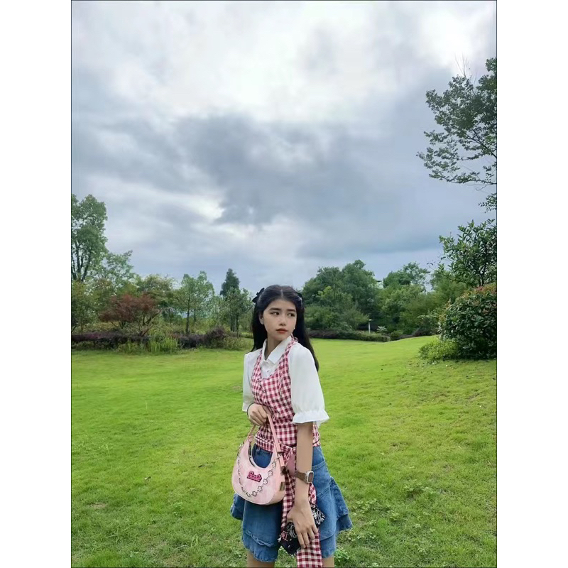 Túi xách tay túi kẹp vai màu hồng barbie