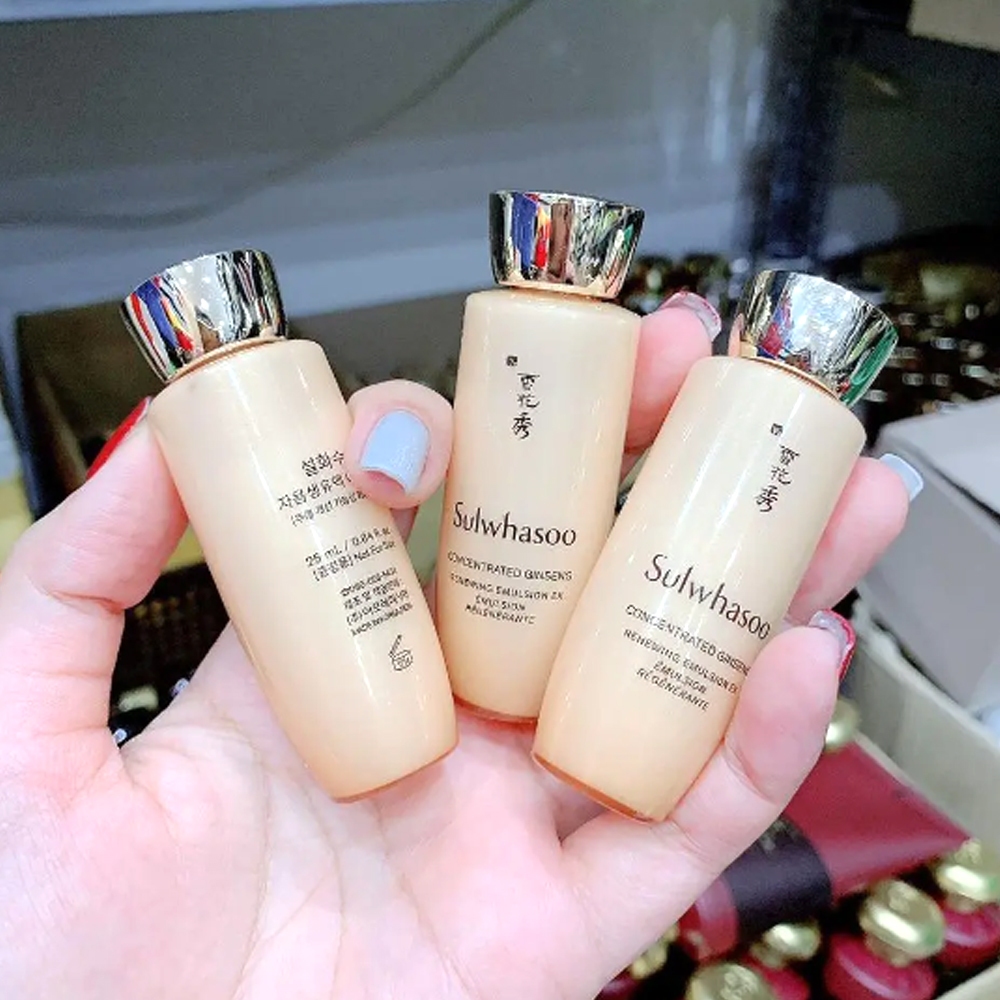 Cặp nước hoa hồng và sữa dưỡng nhân sâm Sulwhasoo Concentrated Gingseng Renewing 25ml