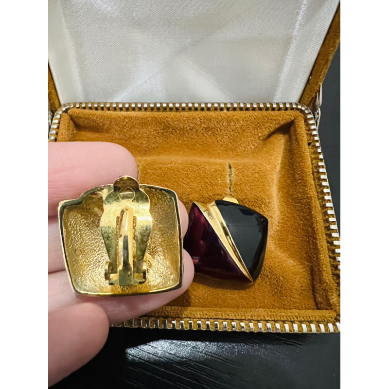 Bông tai vintage kim loại dạng kẹp