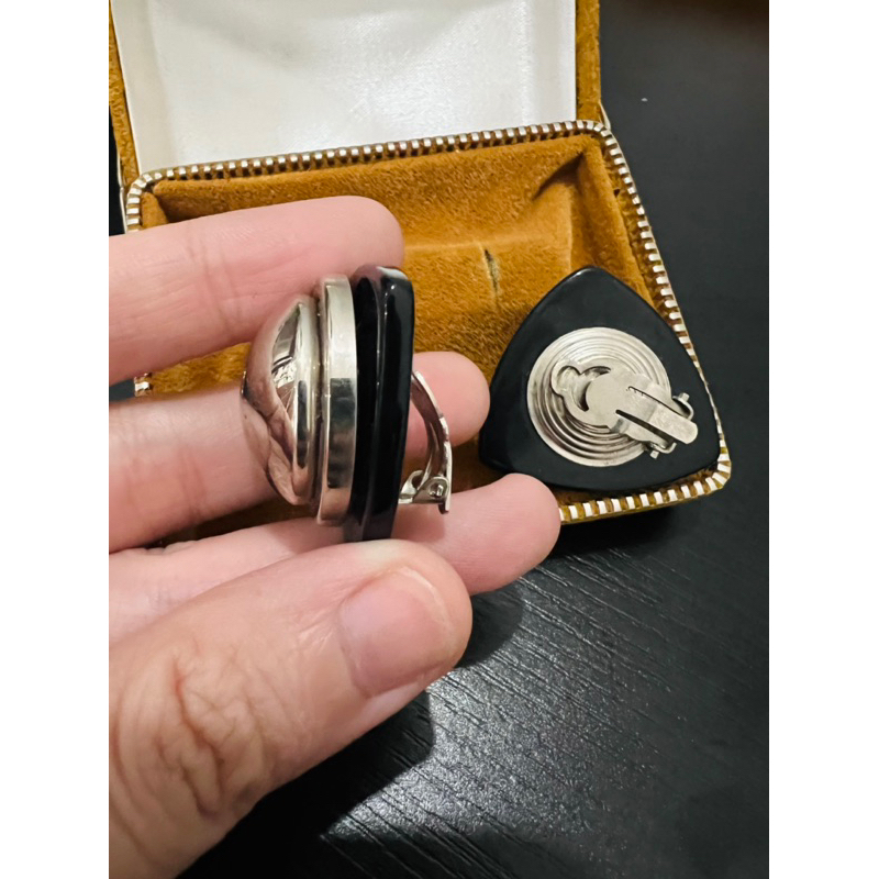 Bông tai vintage nhựa phối kim loại dạng kẹp