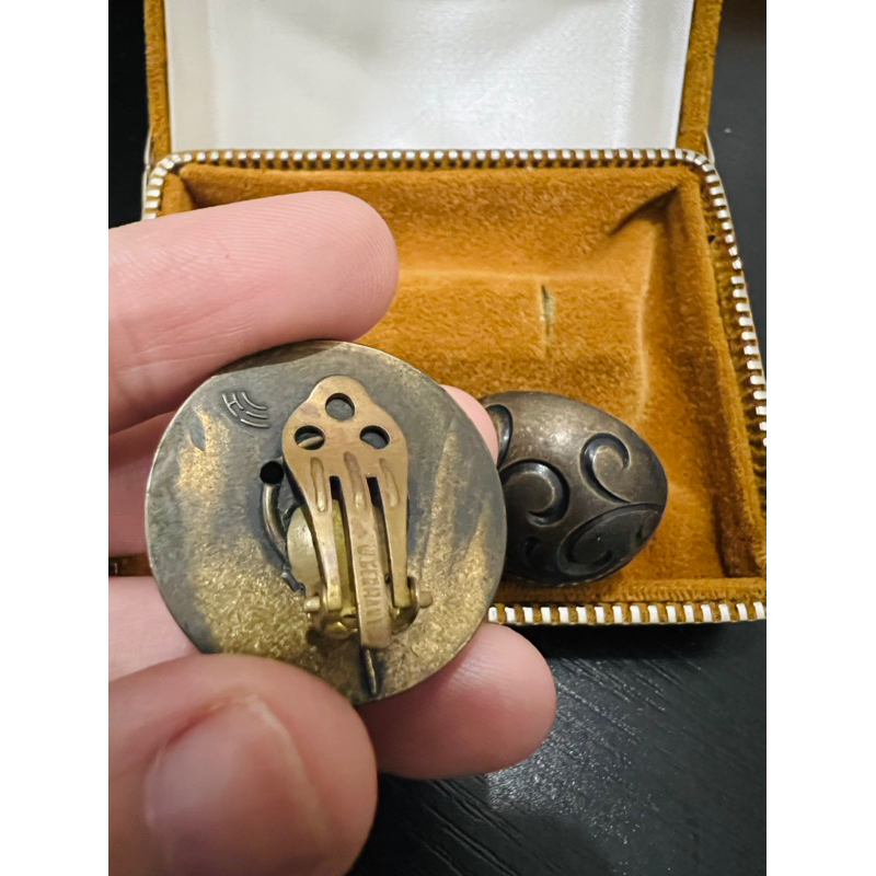 Bông tai vintage kim loại dạng kẹp