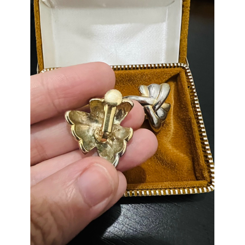 Bông tai vintage kim loại dạng kẹp