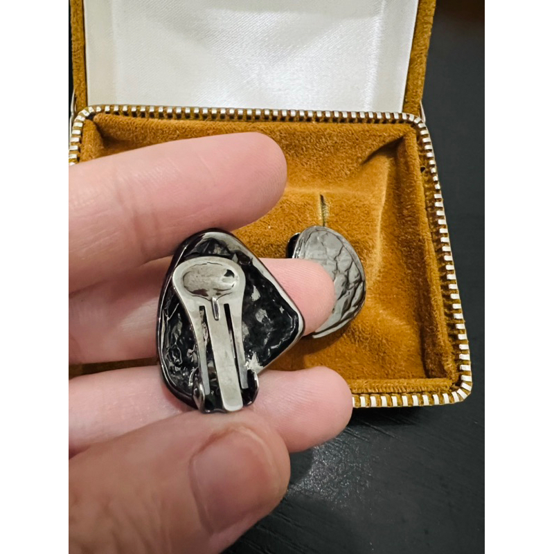 Bông tai vintage kim loại dạng kẹp