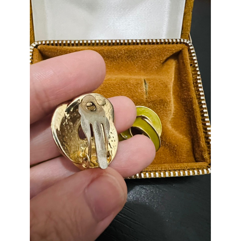 Bông tai vintage kim loại dạng kẹp