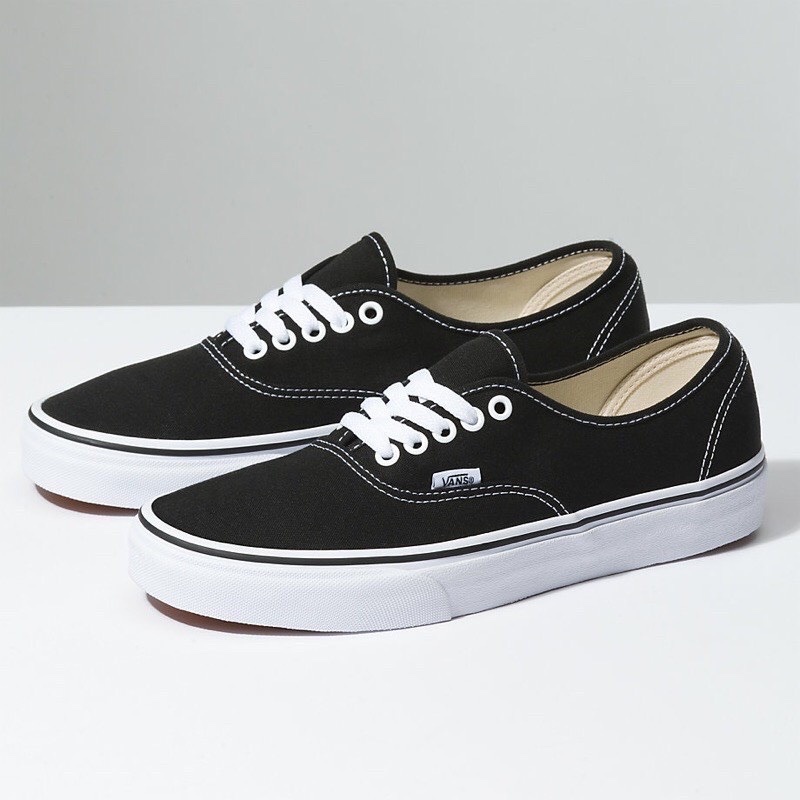 Giày 𝐕𝐀𝐍𝐒 classic- hàng vnxk đủ size Nam Nữ