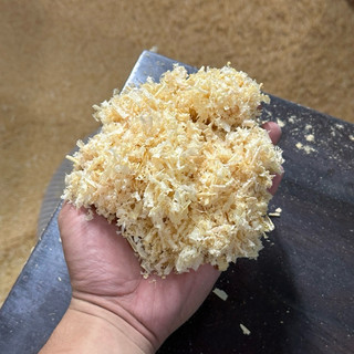 Vụn gỗ thông để Decor
