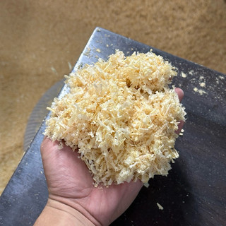 Vụn gỗ thông để Decor