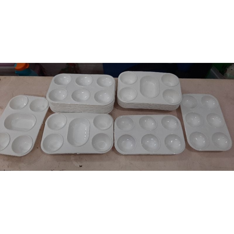 Khay pha màu nước 6 ngăn, khay đựng màu nước dùng trong Mỹ thuật và tô tượng