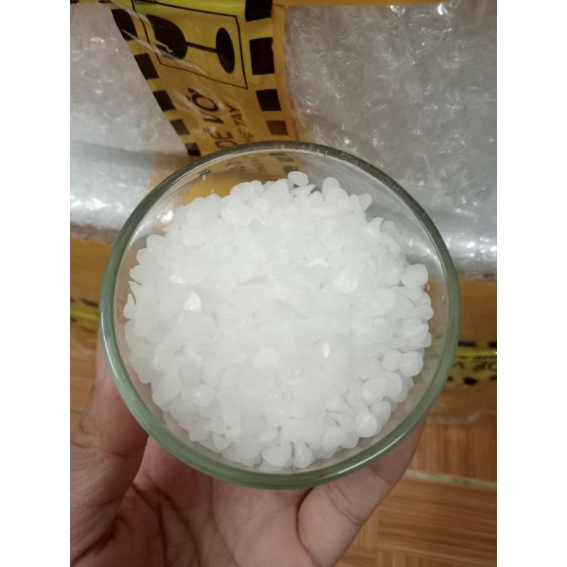 Sáp ong trắng Nguyên liệu làm nến-1  gói 100gr
