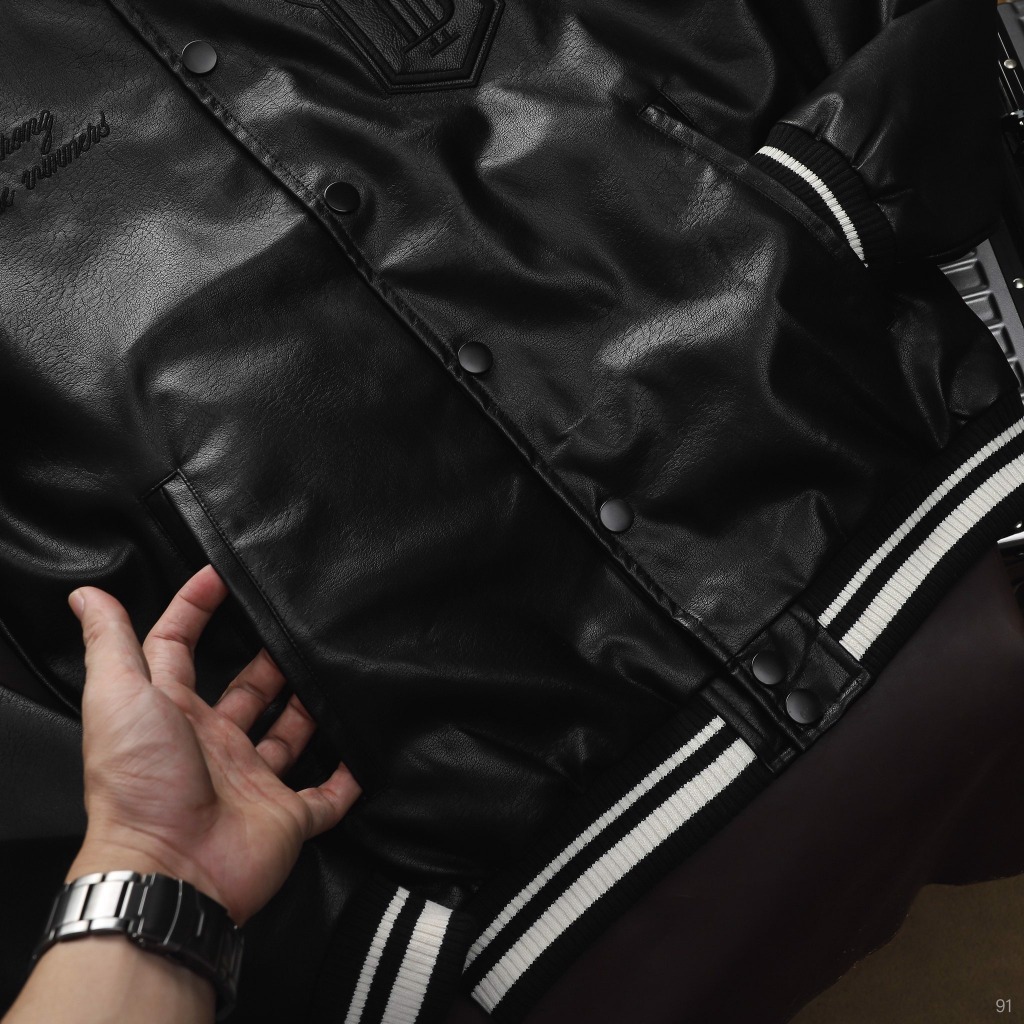 Áo Khoác Bomber Leather ICONDENIM The Strong Are The Winners Chất Da Dày Dặn - AKID0091