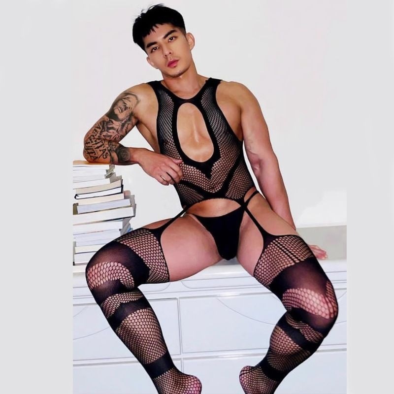 Bộ đồ Jumpsuit gợi cảm dạng lưới bó sát cơ thể dành cho nam cực kì sexy,  kích thích các bạn nam tình nhân,