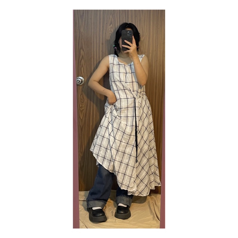 Váy 2hand phong cách vintage.