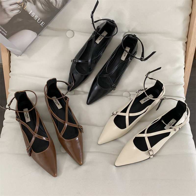 Giày mũi nhọn[Hàng order Taobao 7-14 ngày]