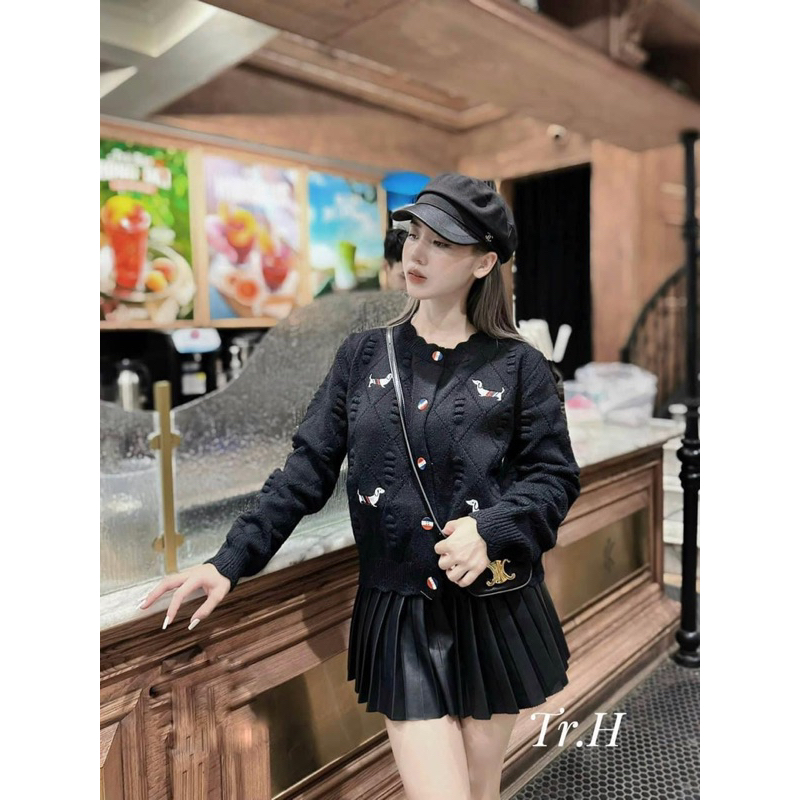 Áo khoác len Thom ngựa