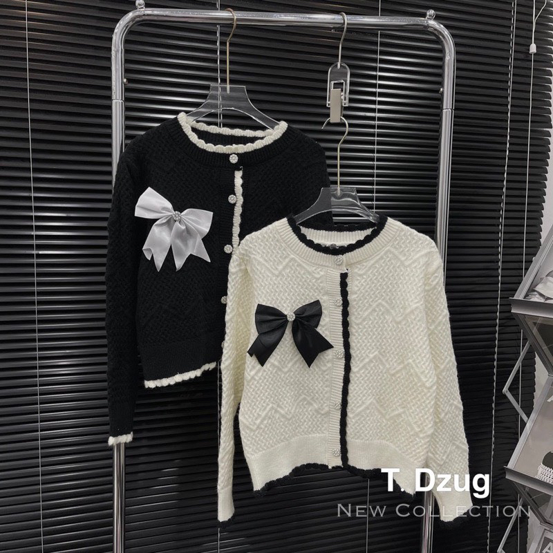 Áo len nơ đen trắng