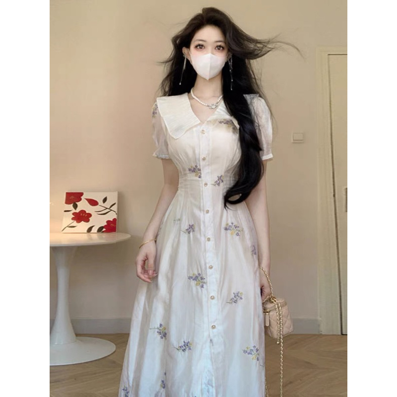Váy Đầm Thêu Hoa Nhí Dáng Dài Thắt Eo Cổ Lá Đính Khuy Kiểu Pháp Phong Cách Tiểu Thư Nhẹ Nhàng, Đầm Hoa Nhí Dáng Dài