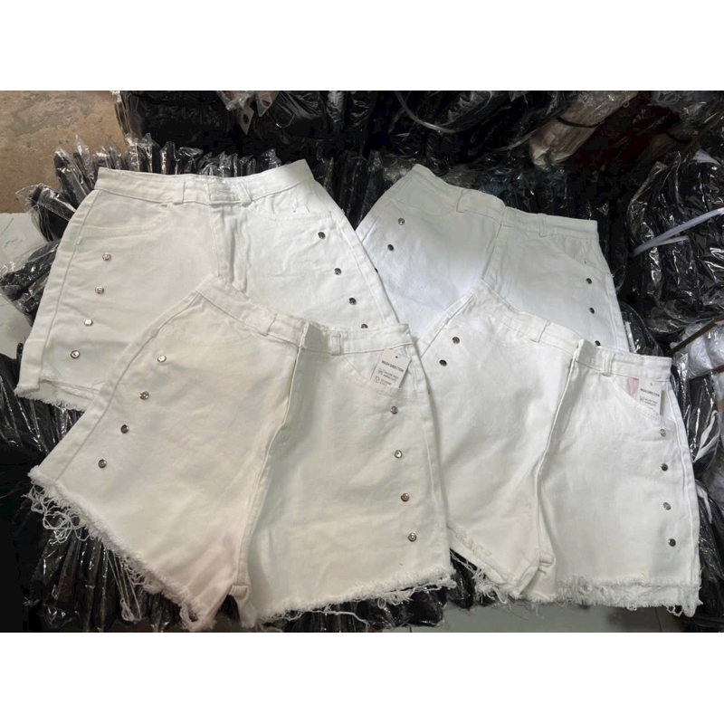 Quần đùi kaki nữ tua rua đính viền hai bên, quần shorts kaki nữ tua rua, Quần Sooc Kaki Rách Nữ
