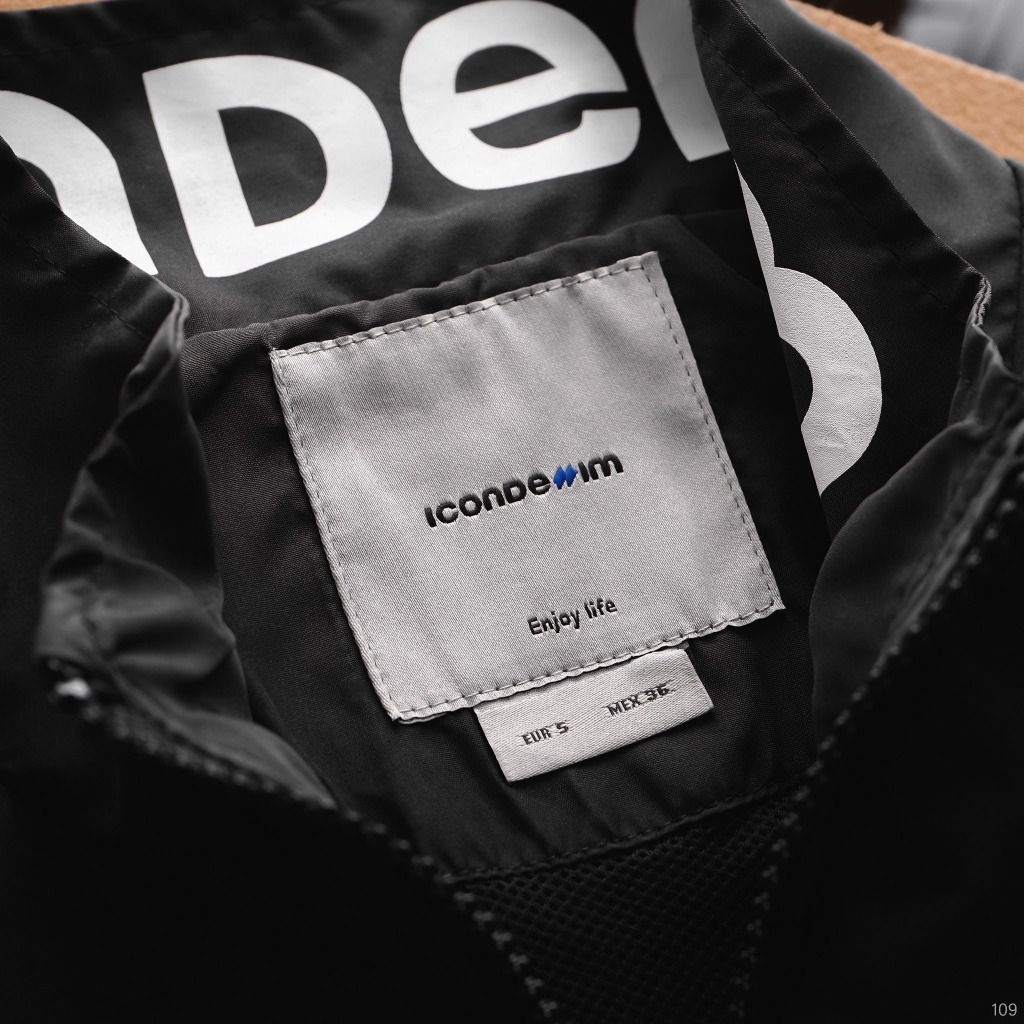 Áo Khoác ICONDENIM Windbreaker Chất Dù Mỏng Nhẹ - AKID0109