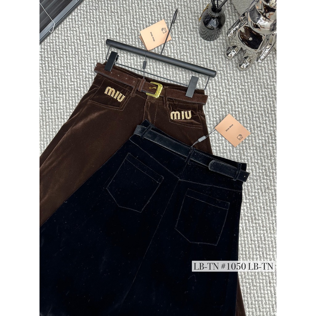 Chân váy nhung dài MiuMiu kèm đai siêu xinh