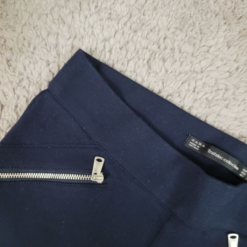 Quần Tregging Zara ôm body dáng xinh - used y như mới