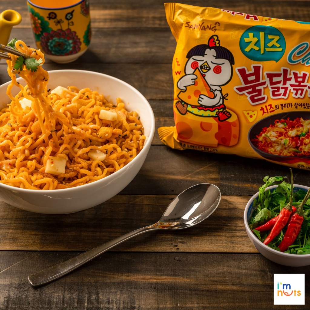 Mì gà cay Samyang Hàn Quốc khô và nước gói 140g
