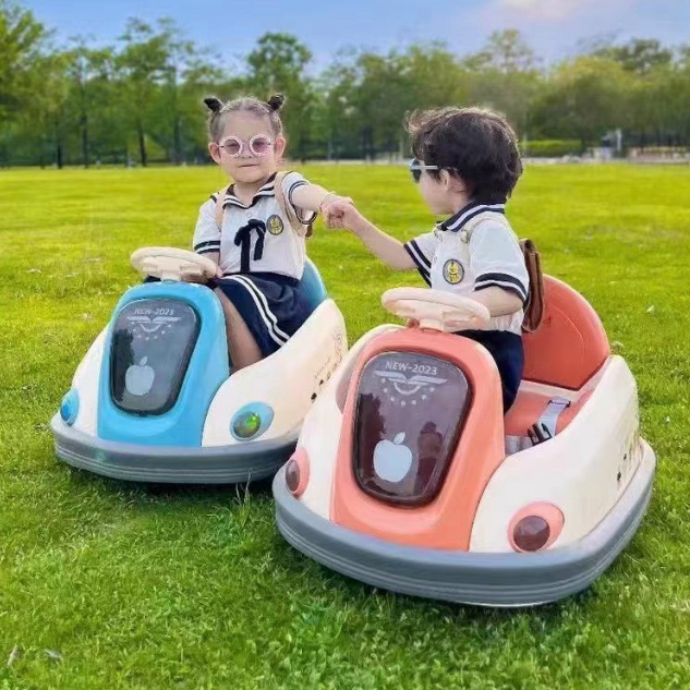 Xe điện xoay 360 cho trẻ em từ 2 đến 5 tuổi kèm điều khiển xe xoay 360 cho bé thăng bằng có đai an toàn có đèn nhạc