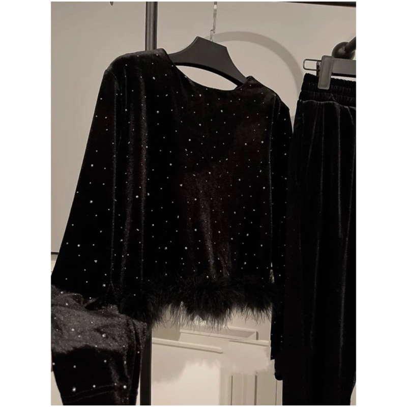 Áo Nhung Gấu Lông Bling