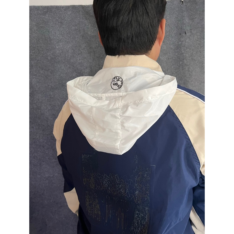 Áo khoác Nike x CAVEMPT xuất dư detail nét