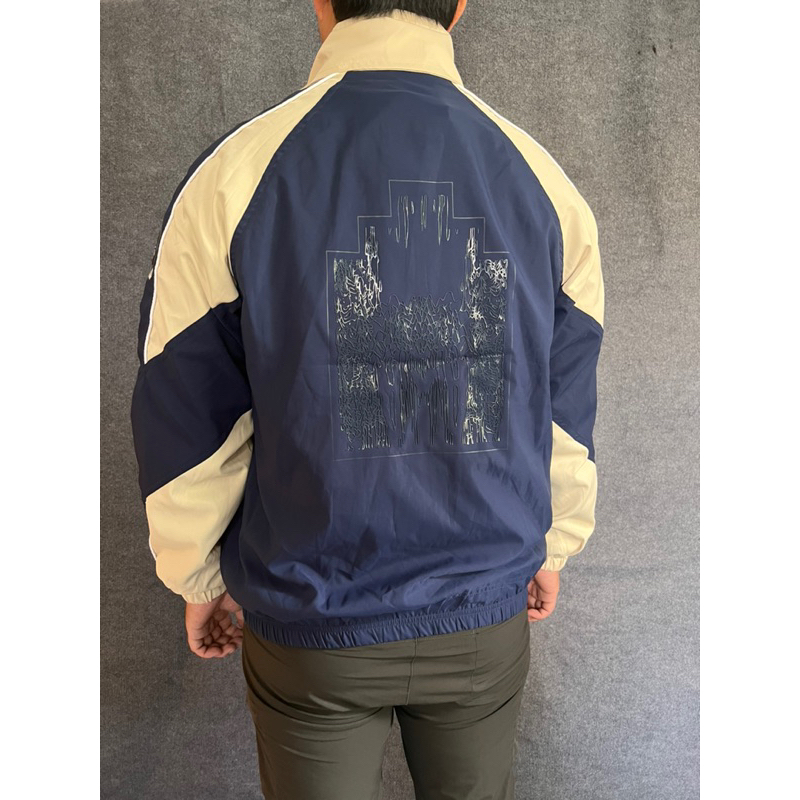 Áo khoác Nike x CAVEMPT xuất dư detail nét