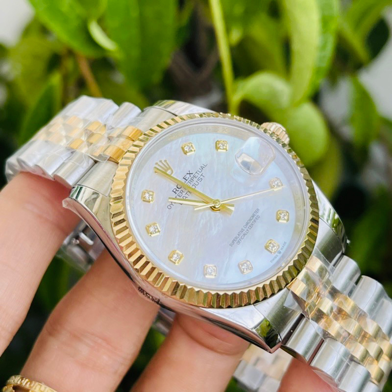 Đồng hồ nam Rolex , viền dập vân phay xước kim loại Mặt Sapphire chống xước, chống nước 3atm  thẻ bảo hành 36 tháng