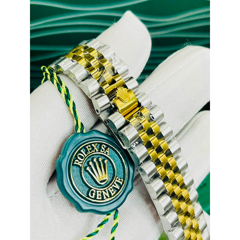 Đồng hồ nam Rolex , viền dập vân phay xước kim loại Mặt Sapphire chống xước, chống nước 3atm  thẻ bảo hành 36 tháng