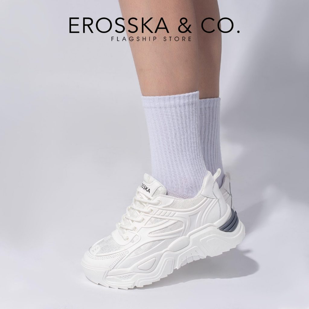Erosska - Giày sneaker nữ đế độn thời trang năng động màu trắng - GS027