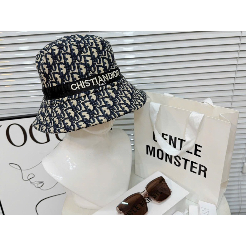 NÓN  BO DIOORR VIỀNN