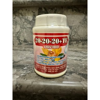 Phân bón lá 20-20-20 cung cấp đủ dinh dưỡng dành cho hoa lan hoa hồng