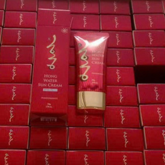 KEM CHỐNG NẮNG HỒNG SÂM LỰU ĐỎ SPF50 + PA++++