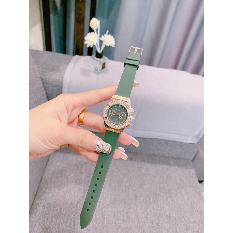 Đồng hồ Nữ Davena cao cấp - dây silicone