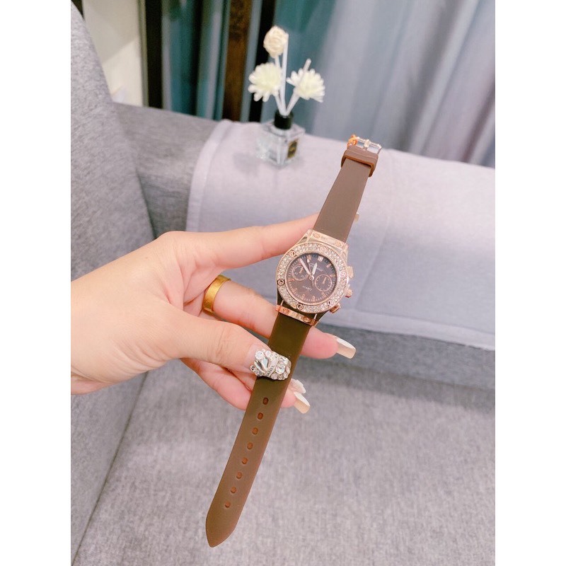 Đồng hồ Nữ Davena cao cấp - dây silicone