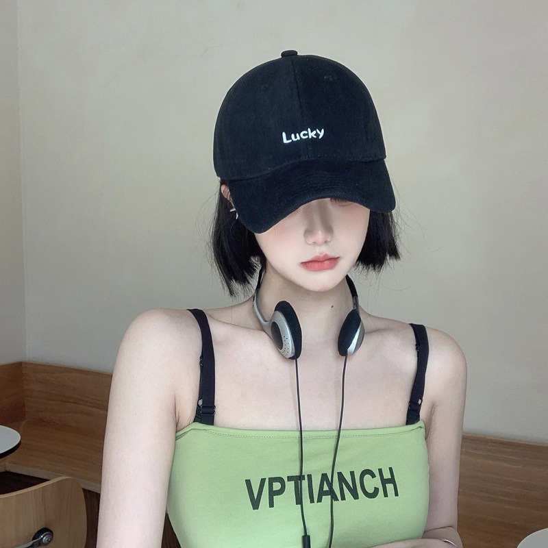 Mũ lưỡi trai nam nữ thêu chữ Lucky , nón lưỡi trai  trẻ trung phong cách unisex form mềm