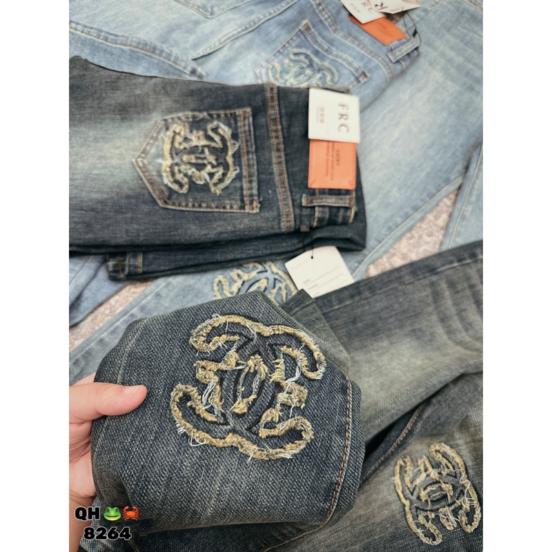 Quần jeans ống loe chà leo màu bạc lưng cao co giãn hack dáng