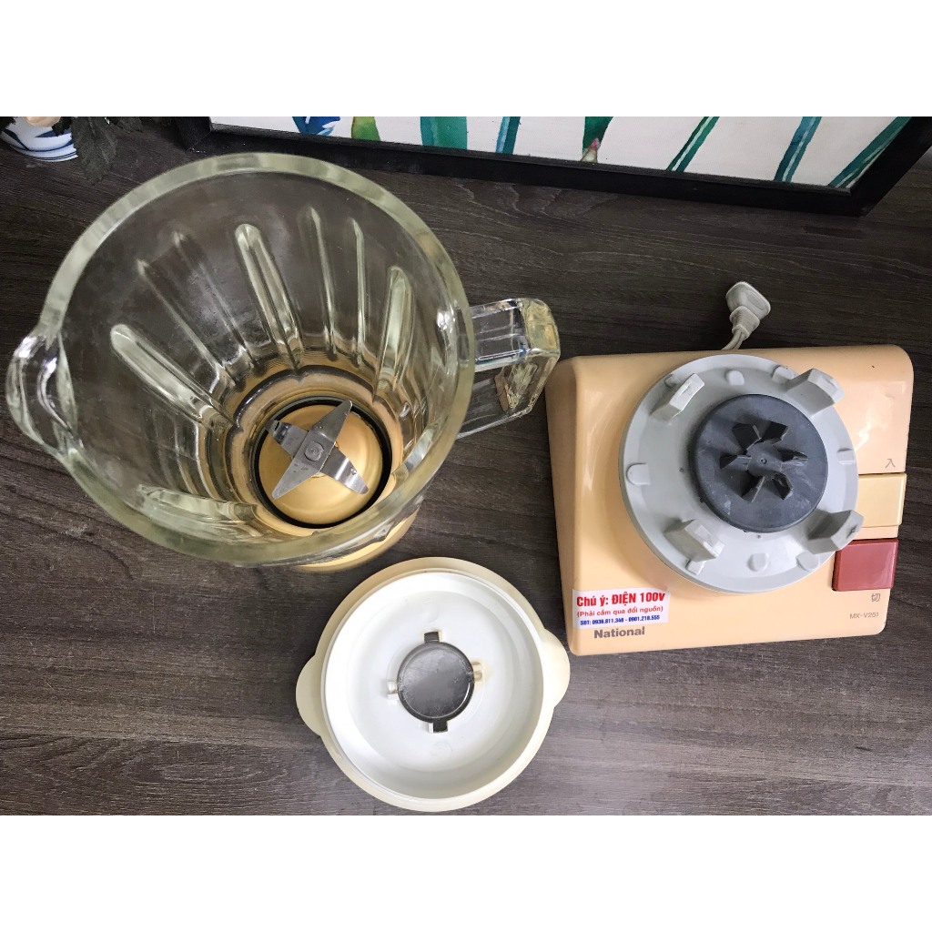 Máy xay sinh tố Nationl sx tại Nhật 700ml, hoạt động hoàn hảo, dây dài 1.9m