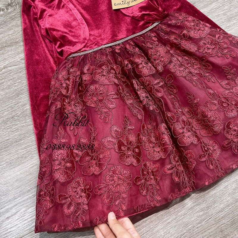 Set váy kèm cardigan nhung đỏ Emily