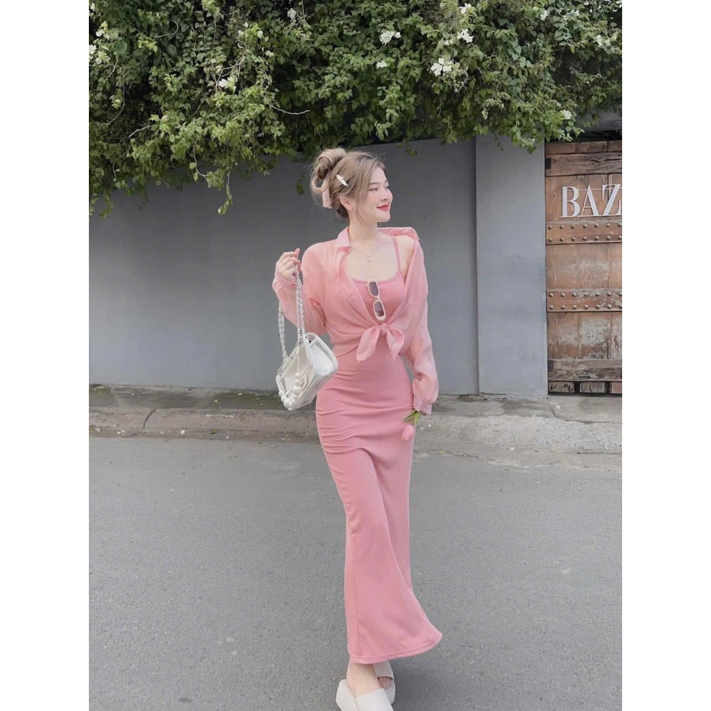 Sét đầm body 2 dây  kèm áo khoác sơ mi cài nút chất thun tăm nhun lạnh tơ xốp