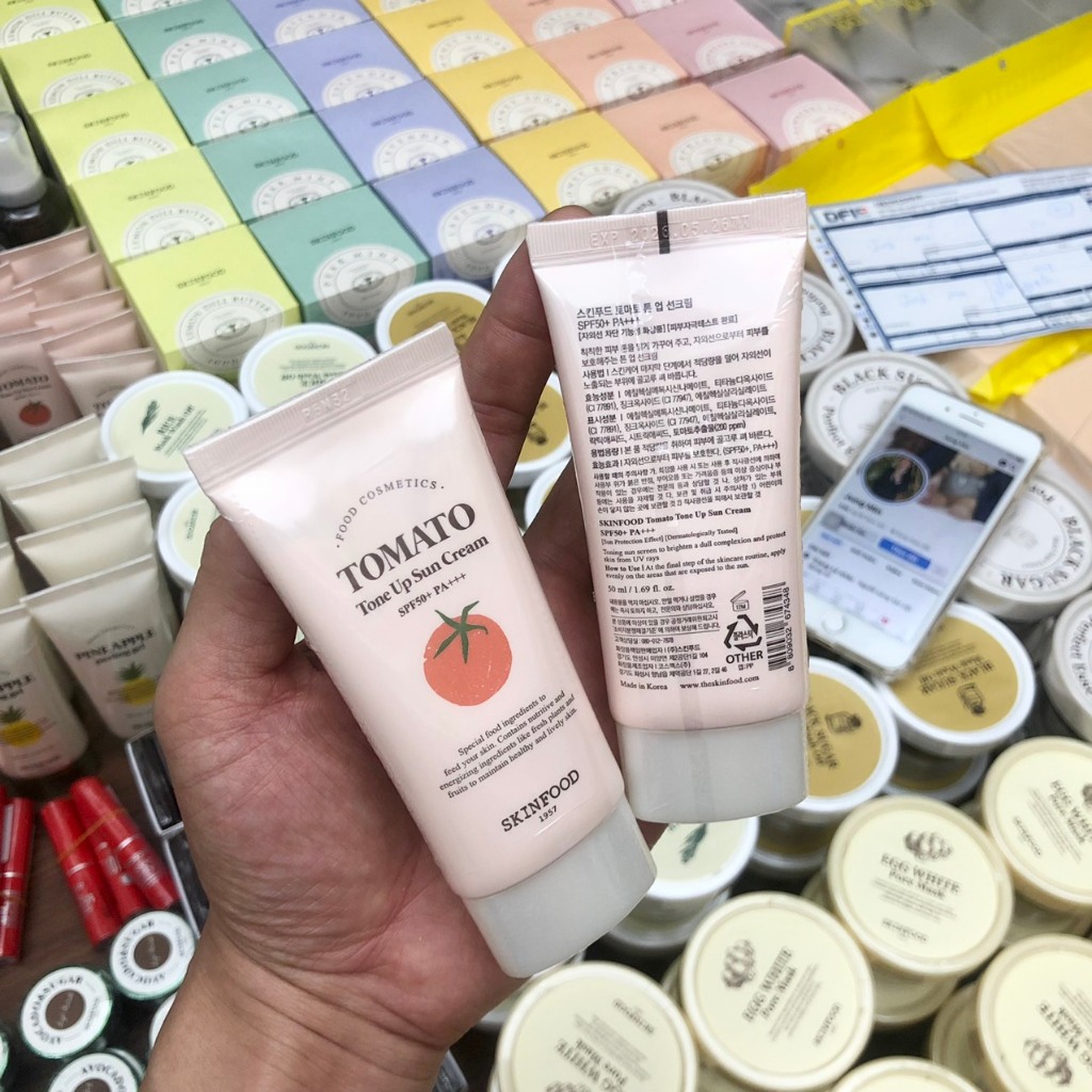 Kem Chống Nắng Cà Nâng Tone Cà Chua SKINFOOD Tomato Tone Up Sun Cream SPF50+ PA+++ 50ml