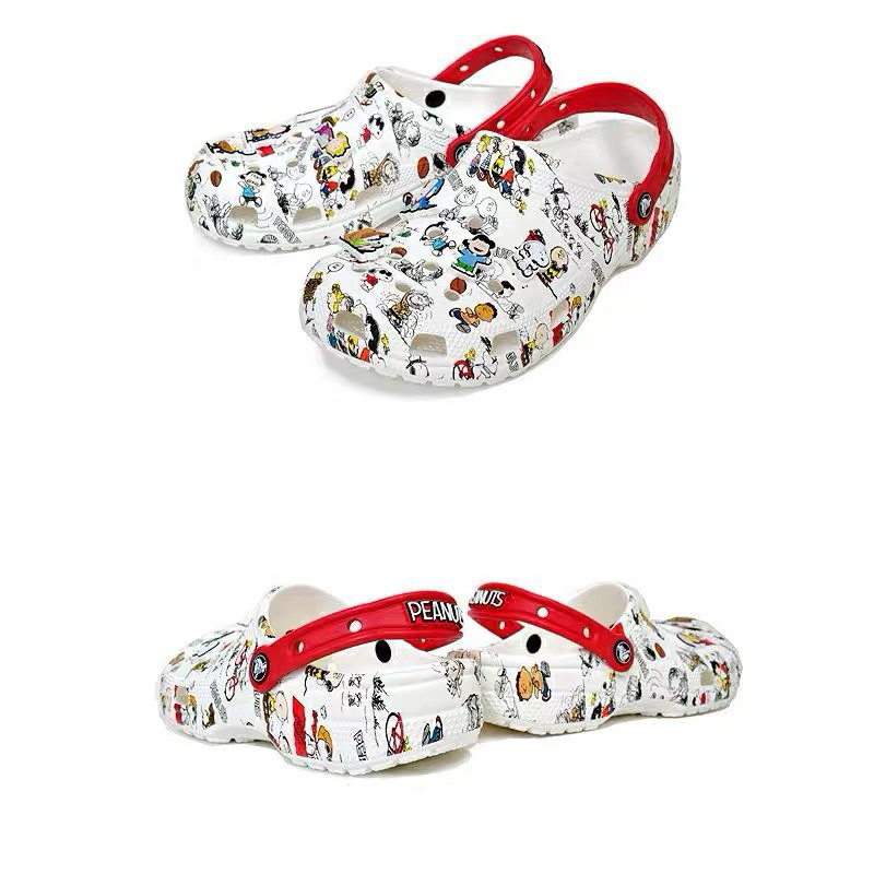 Dép crocs snoppy dư xịn