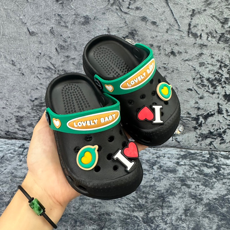 Sục cross gái, dép cho bé trai bé gái 1-3 tuổi sticker ngẫu nhiên