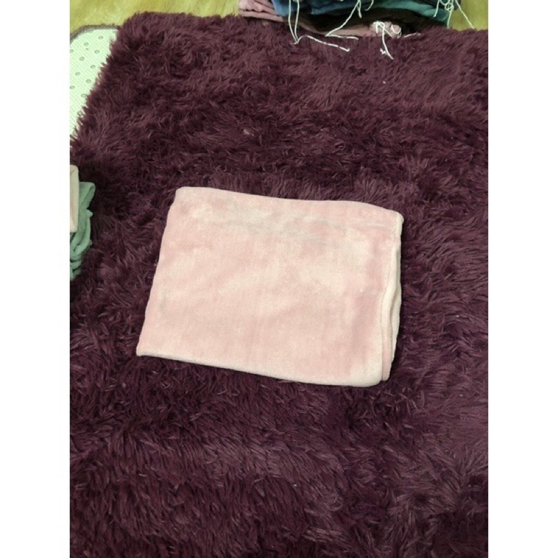Vỏ ôm nỉ nhung bất kỳ