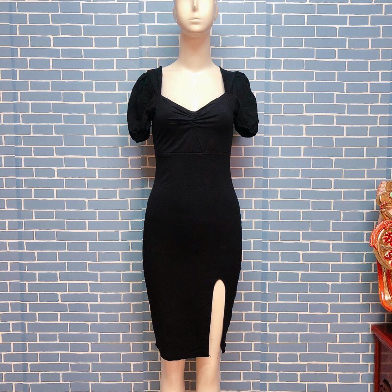 Đầm thun đen xẻ kiểu chất đẹp 2hand