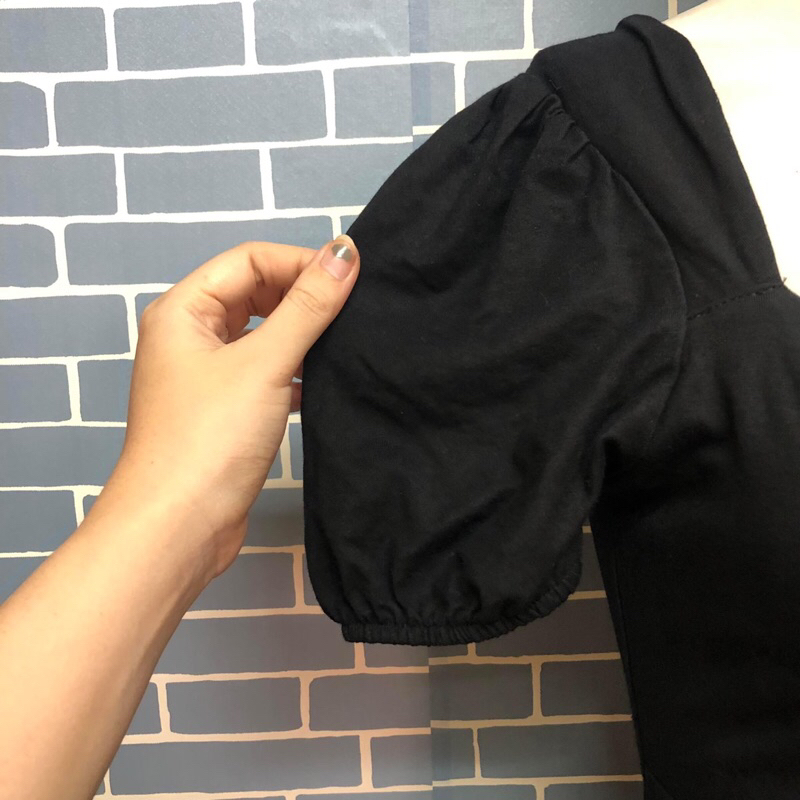 Đầm thun đen xẻ kiểu chất đẹp 2hand